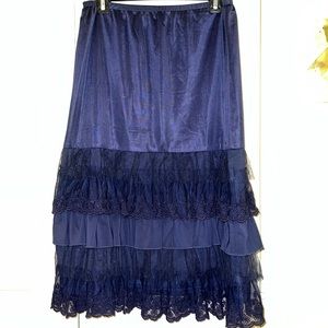 *on hold* The Original Dainty Jewell’s Layering Slip Extender in Navy